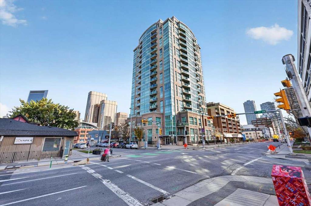 Picture of 707, 788 12 Avenue SW, Calgary Real Estate Listing