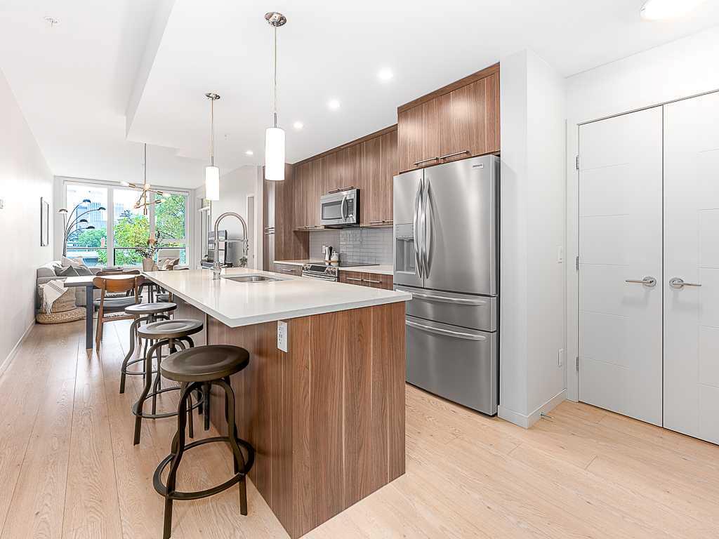 Picture of 302, 317 22 Avenue SW, Calgary Real Estate Listing
