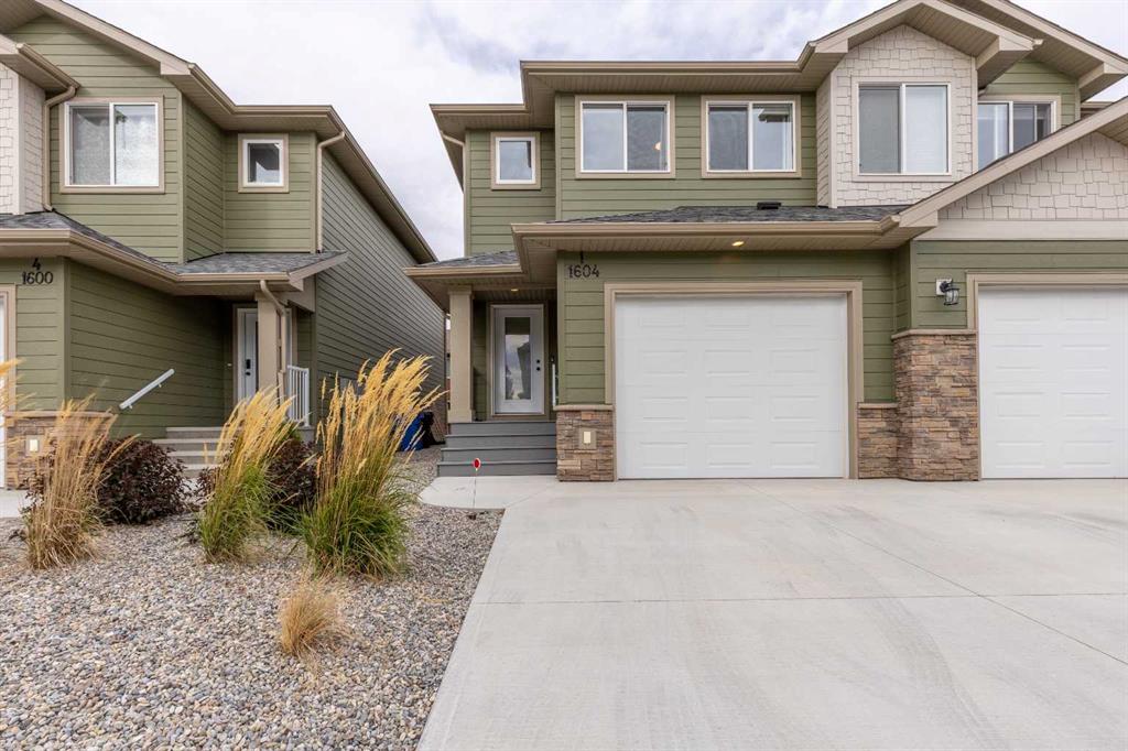 Picture of 1, 1604 Stafford Drive N, Lethbridge Real Estate Listing