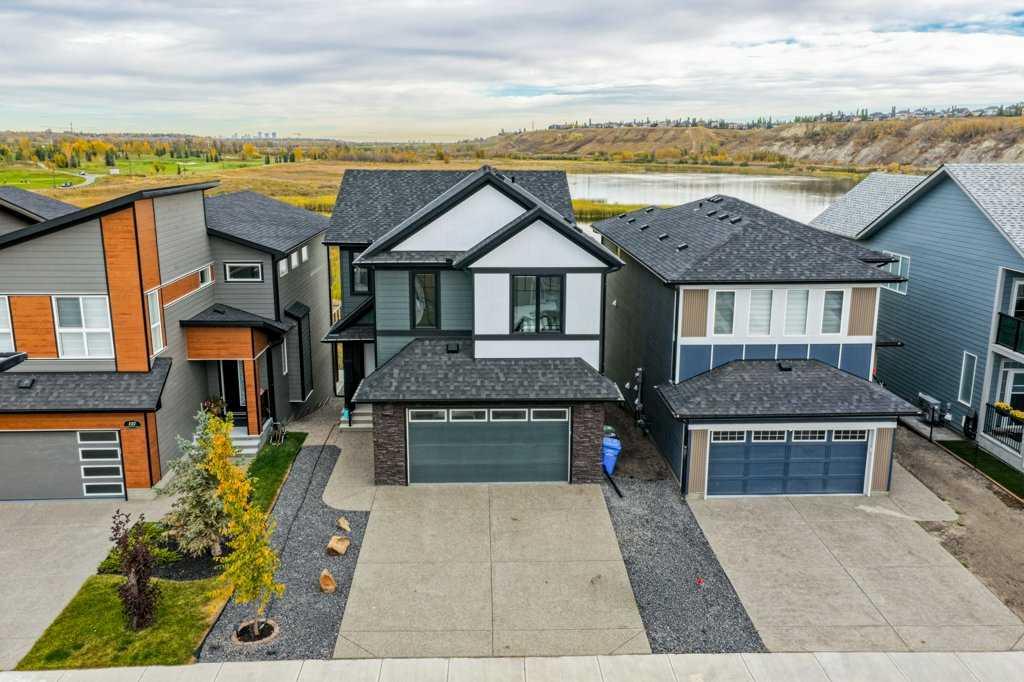 Picture of 141 Wolf Hollow Villas SE, Calgary Real Estate Listing