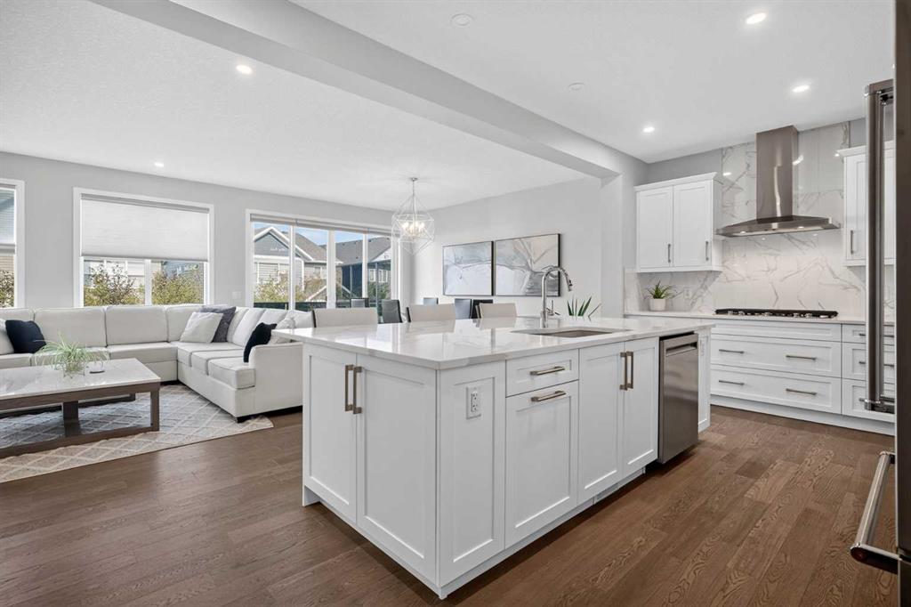 Picture of 648 Legacy Woods Circle SE, Calgary Real Estate Listing