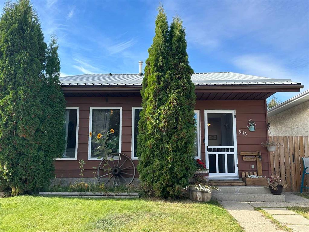 Picture of 5116 38 Street , Ponoka Real Estate Listing