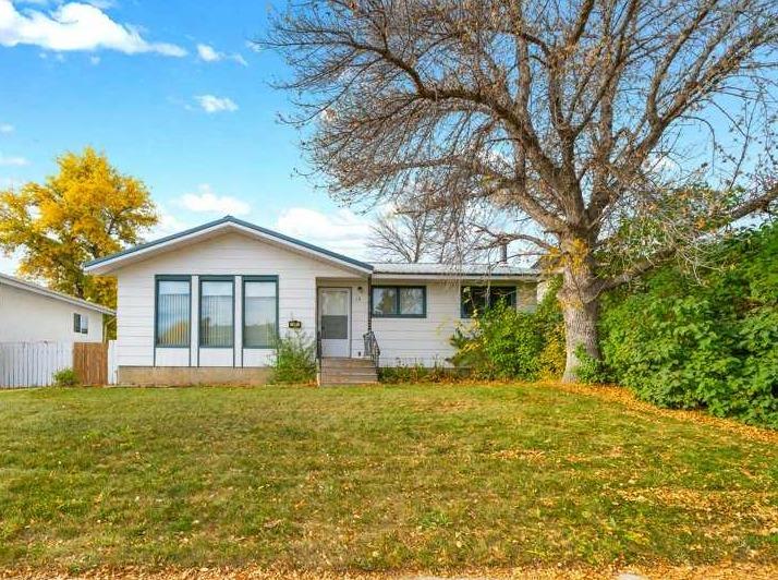 Picture of 19 Greenbrook Way E, Brooks Real Estate Listing