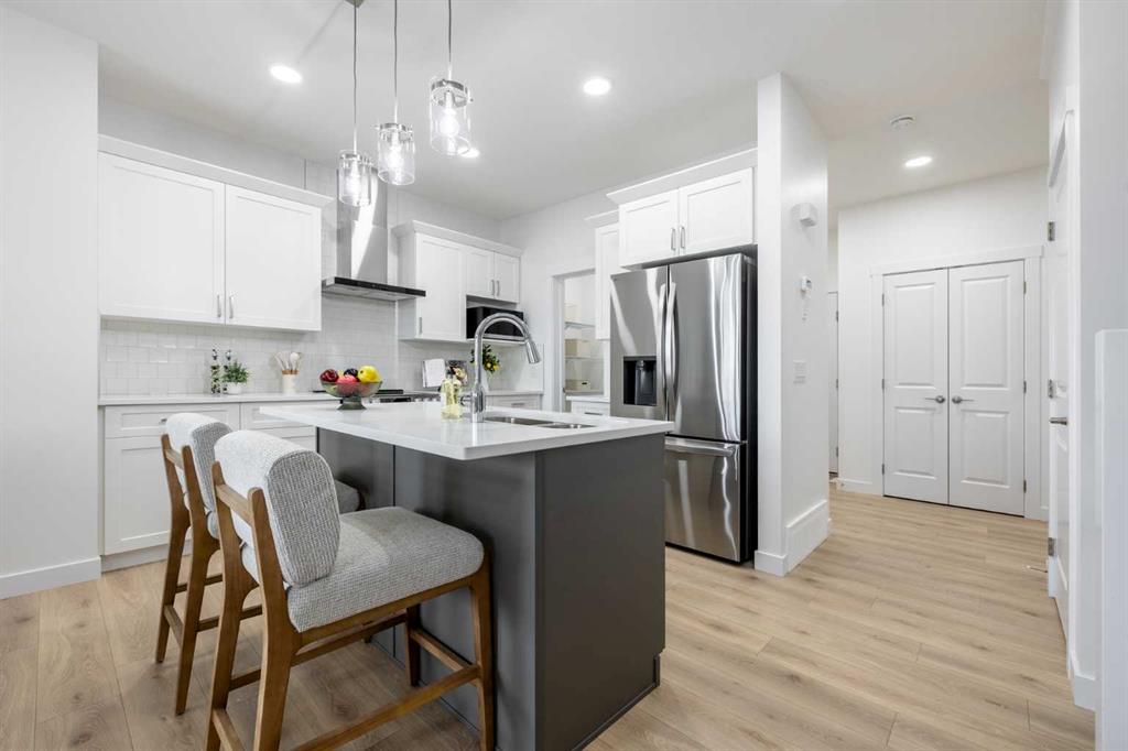 Picture of 393 Sora Park SE, Calgary Real Estate Listing