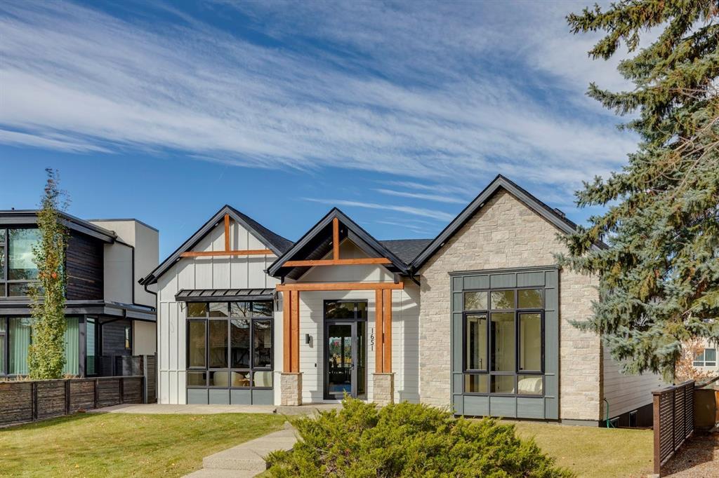 Picture of 1651 St Andrews Place NW, Calgary Real Estate Listing