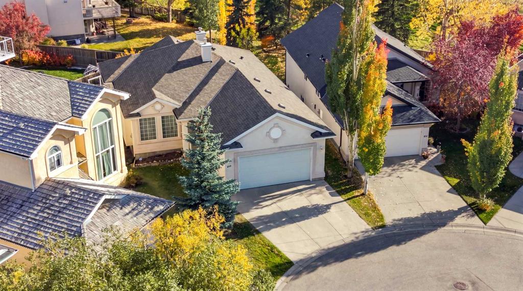 Picture of 614 Sierra Madre Court SW, Calgary Real Estate Listing