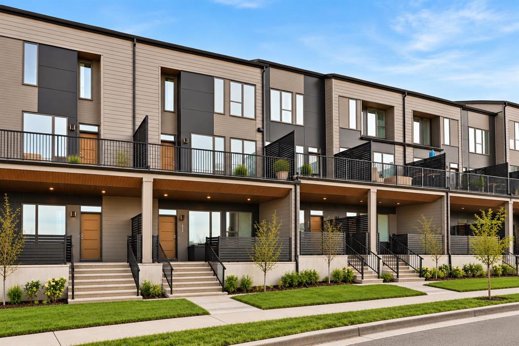 Picture of 706 Sovereign Common SW, Calgary Real Estate Listing