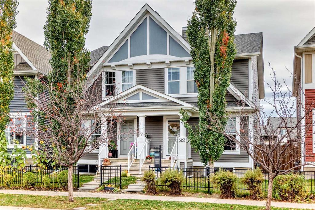 Picture of 523 Auburn Bay Avenue SE, Calgary Real Estate Listing