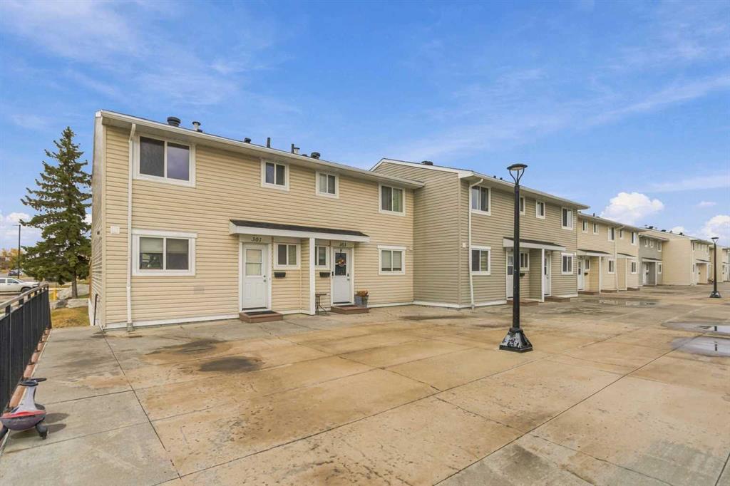 Picture of 301, 600 Signal Road , Fort McMurray Real Estate Listing