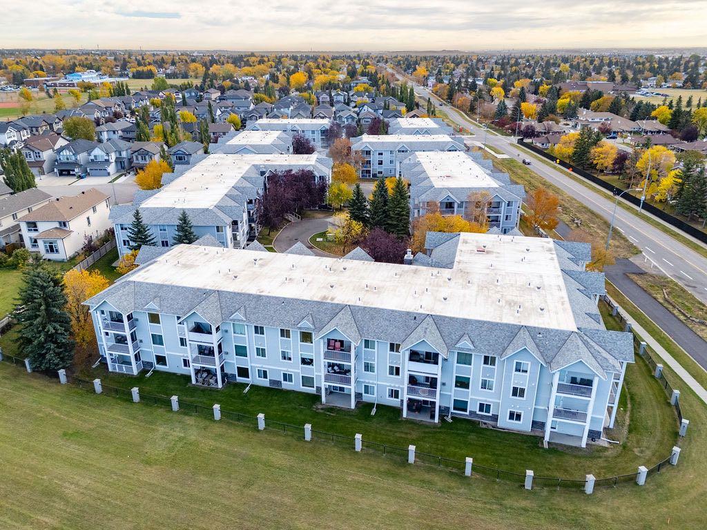 Picture of 112, 1112 Valleyview Park SE, Calgary Real Estate Listing