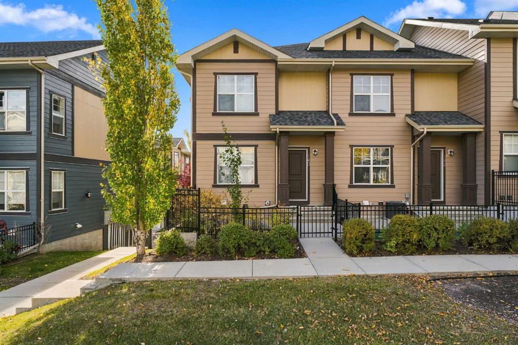 Picture of 140 Evanscrest Gardens NW, Calgary Real Estate Listing
