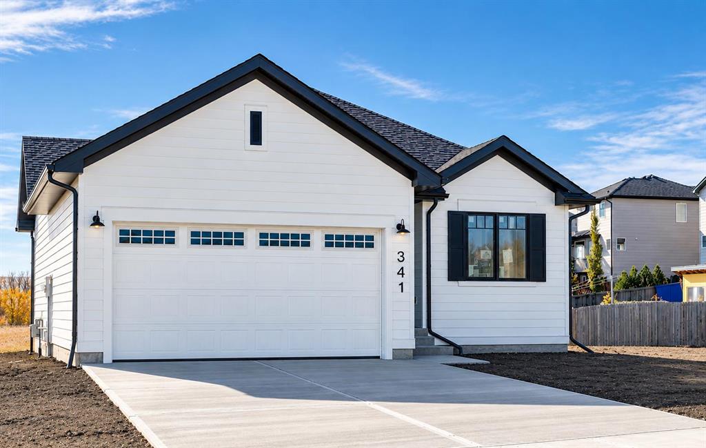 Picture of 341 Flare Avenue SW, Diamond Valley Real Estate Listing