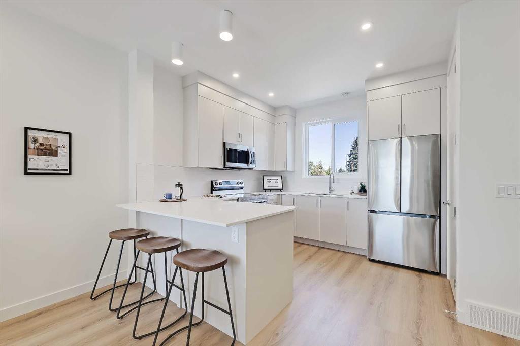 Picture of 8, 828 8 Avenue NE, Calgary Real Estate Listing