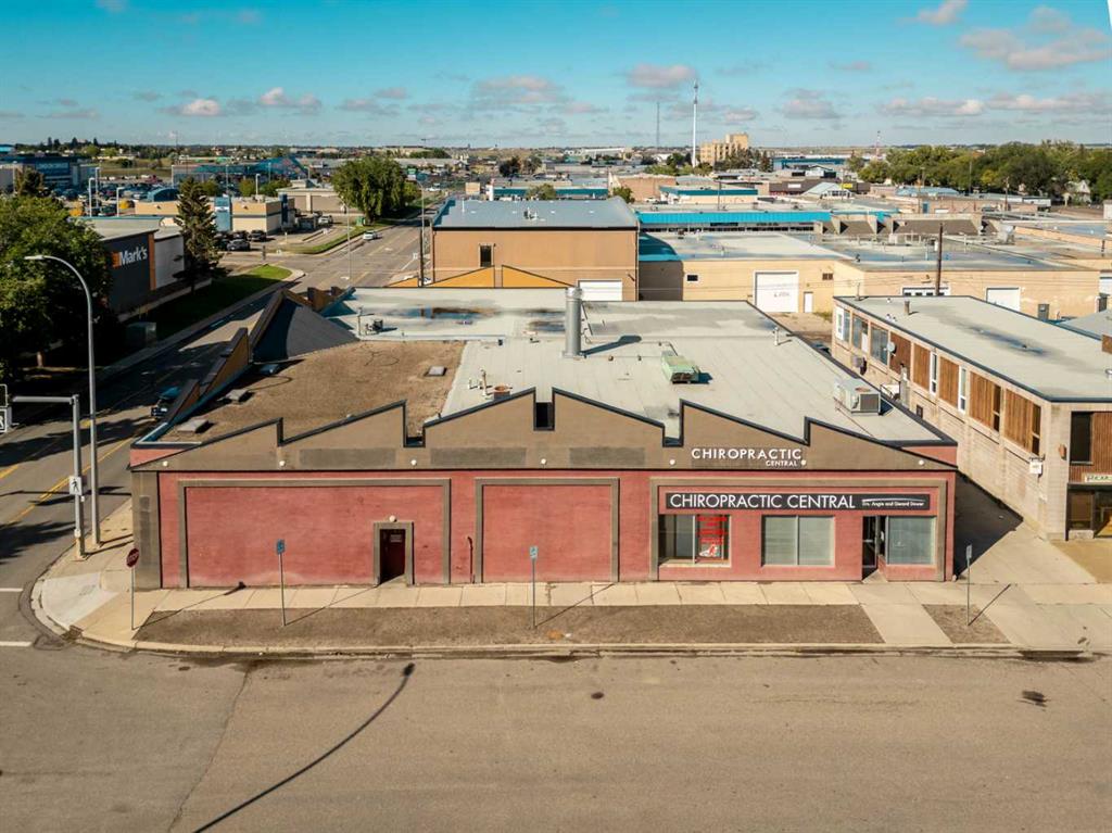 Picture of 202 12C Street N, Lethbridge Real Estate Listing