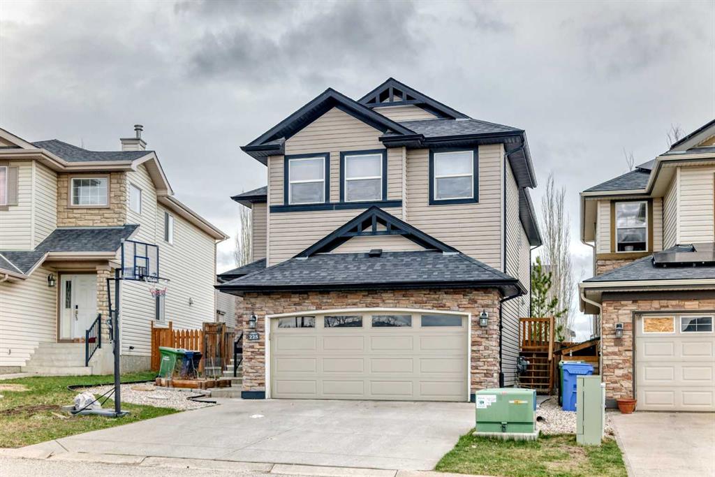 Picture of 225 Kincora Heights NW, Calgary Real Estate Listing