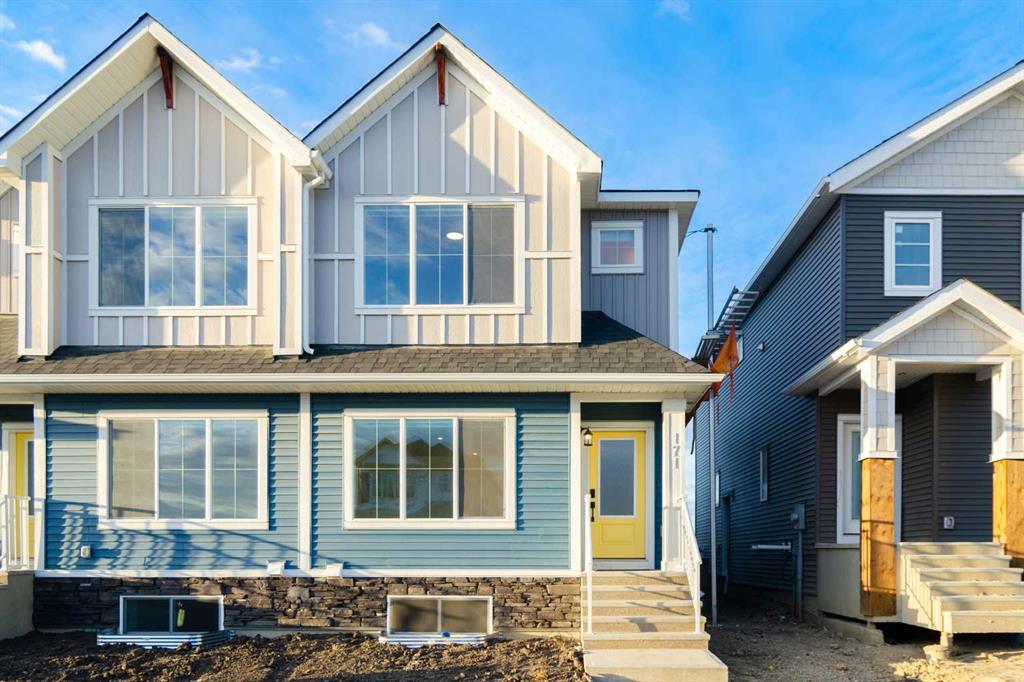 Picture of 6 Fireside Close , Cochrane Real Estate Listing