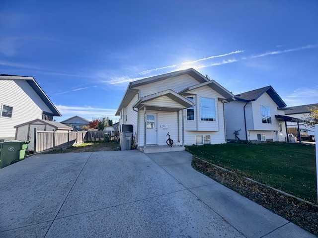 Picture of 6521 35 Street , Lloydminster Real Estate Listing