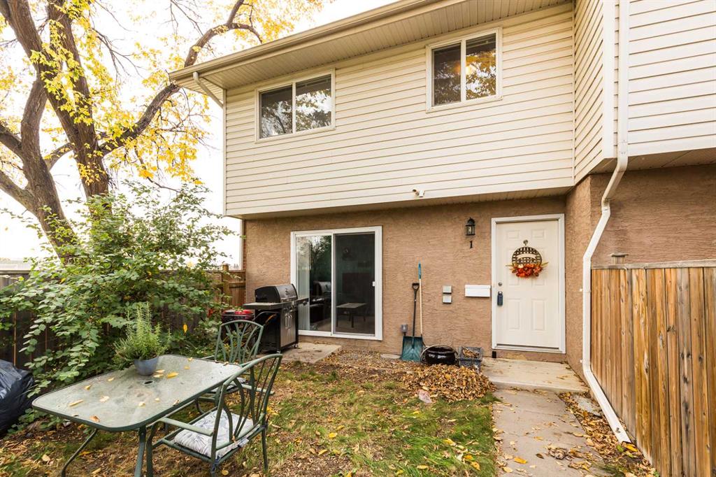 Picture of 1, 1915 18 Avenue N, Lethbridge Real Estate Listing