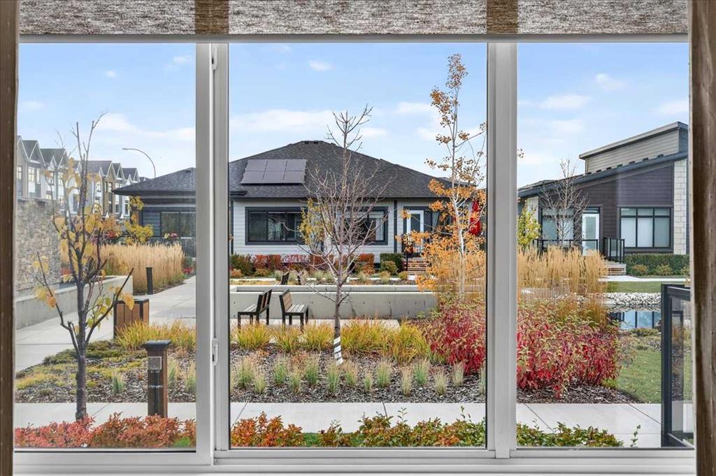 Picture of 358 Marina Cove SE, Calgary Real Estate Listing