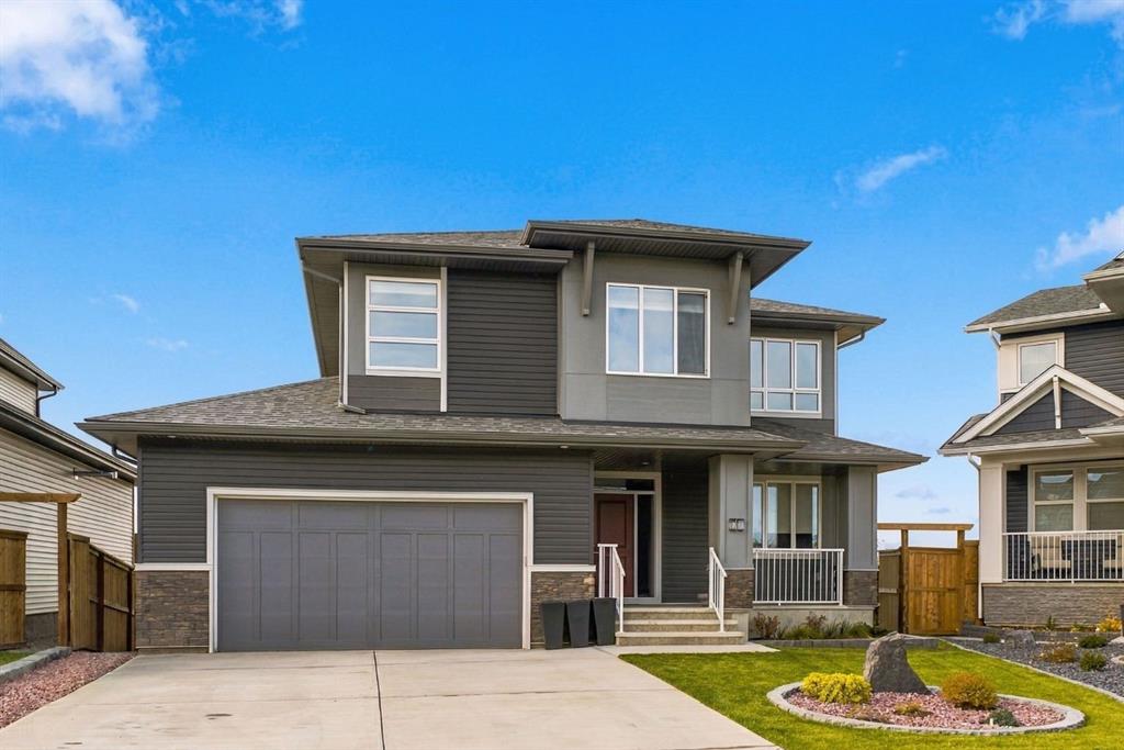 Picture of 10 Heritage Close , Cochrane Real Estate Listing
