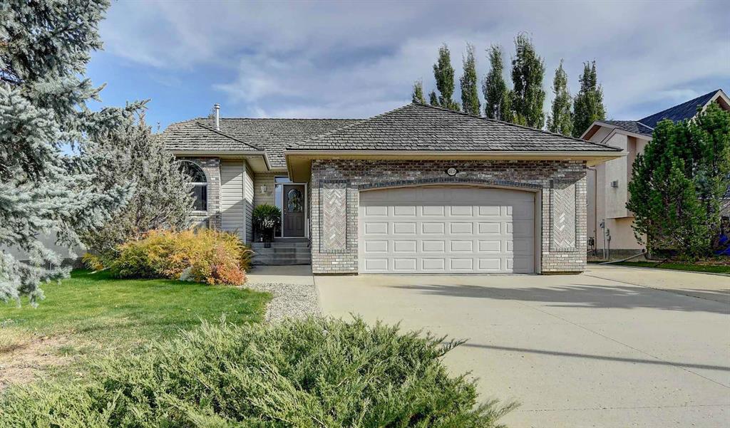 Picture of 4615 94 Street , Wedgewood Real Estate Listing