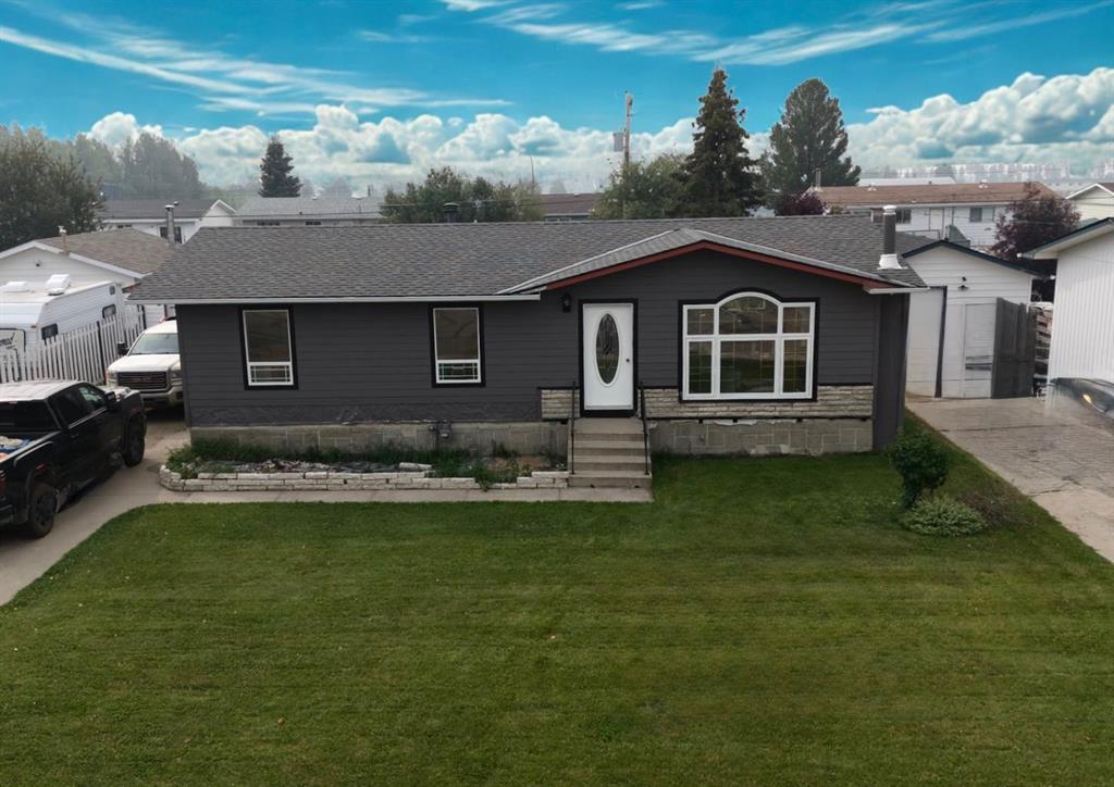 Picture of 27 Centenial Crescent , Swan Hills Real Estate Listing