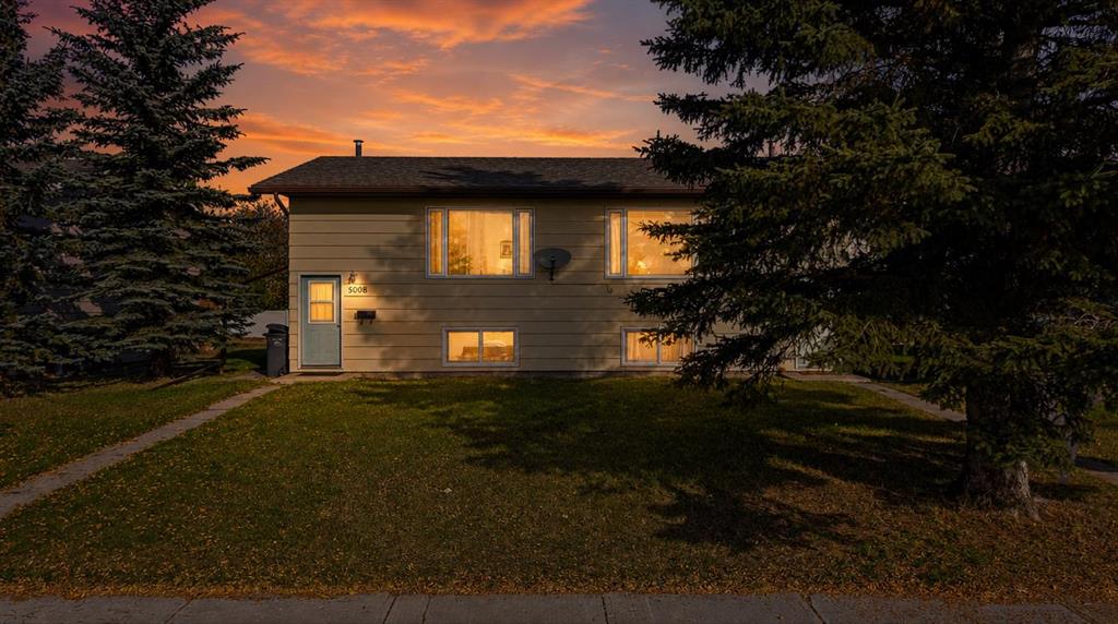 Picture of 5008 63 Avenue , Ponoka Real Estate Listing