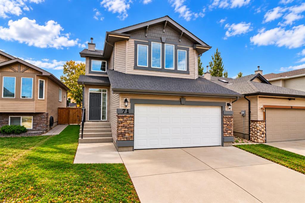 Picture of 71 Coalbanks Gate W, Lethbridge Real Estate Listing