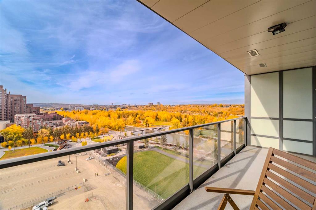 Picture of 1405, 128 2 Street SW, Calgary Real Estate Listing