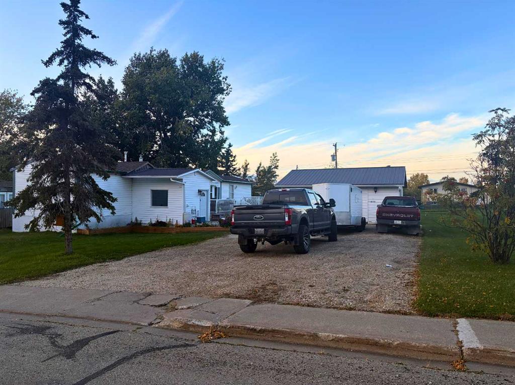 Picture of 4425 51 Avenue  , Valleyview Real Estate Listing