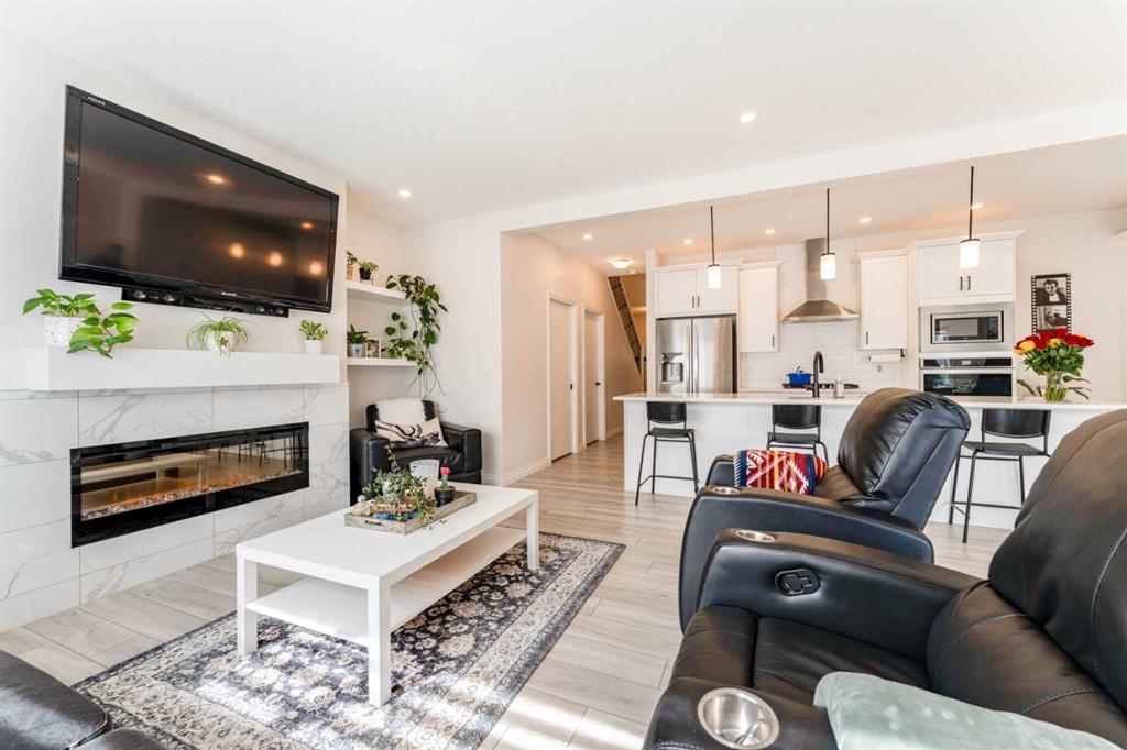 Picture of 1484 Bayview Point SW, Airdrie Real Estate Listing
