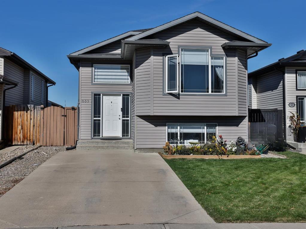 Picture of 635 Aberdeen Crescent W, Lethbridge Real Estate Listing