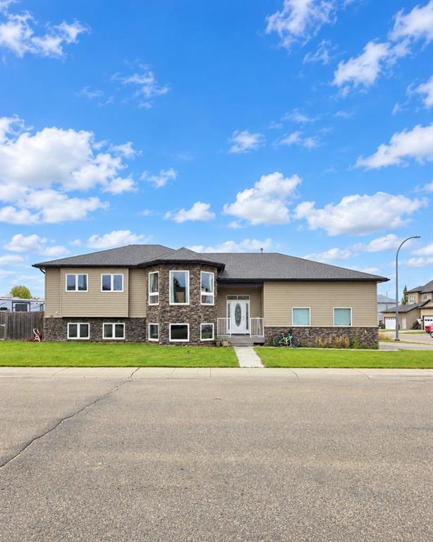 Picture of 601 8 Avenue SW, Slave Lake Real Estate Listing