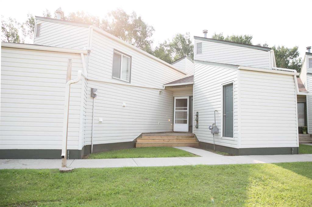 Picture of 5, 8205 98 Street , Peace River Real Estate Listing