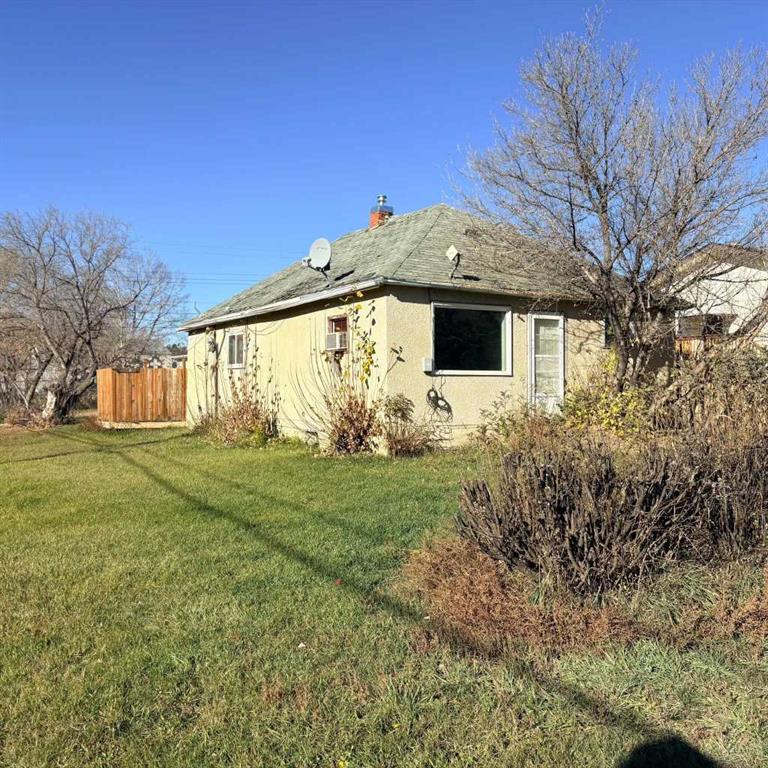 Picture of 5004 48 Street , Consort Real Estate Listing