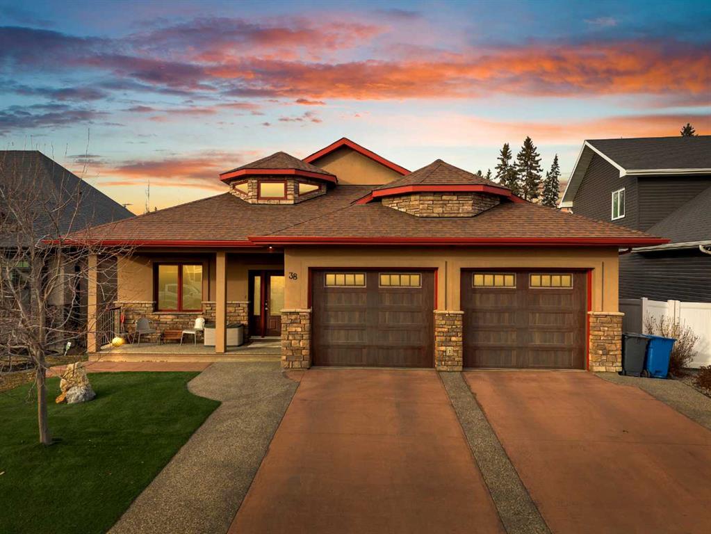 Picture of 38 Grove Close , Red Deer Real Estate Listing