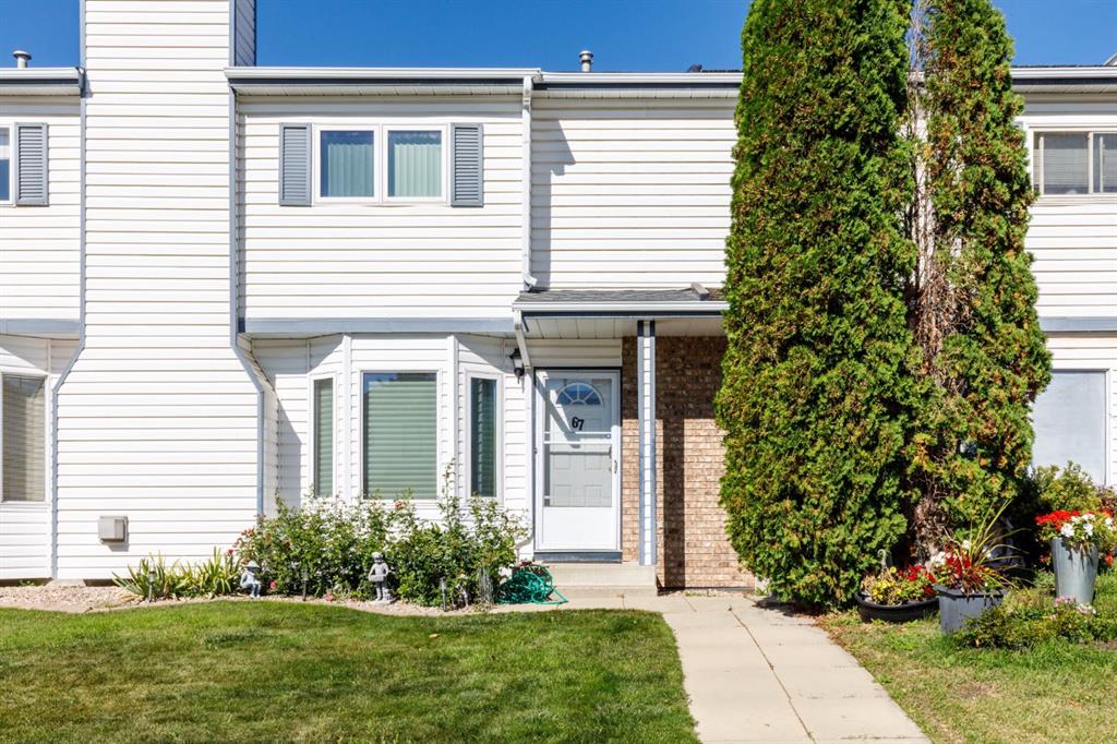 Picture of 67 Elwell Close , Red Deer Real Estate Listing