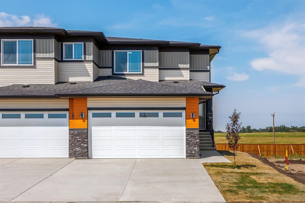 Picture of 140 Lakewood Crescent , Strathmore Real Estate Listing