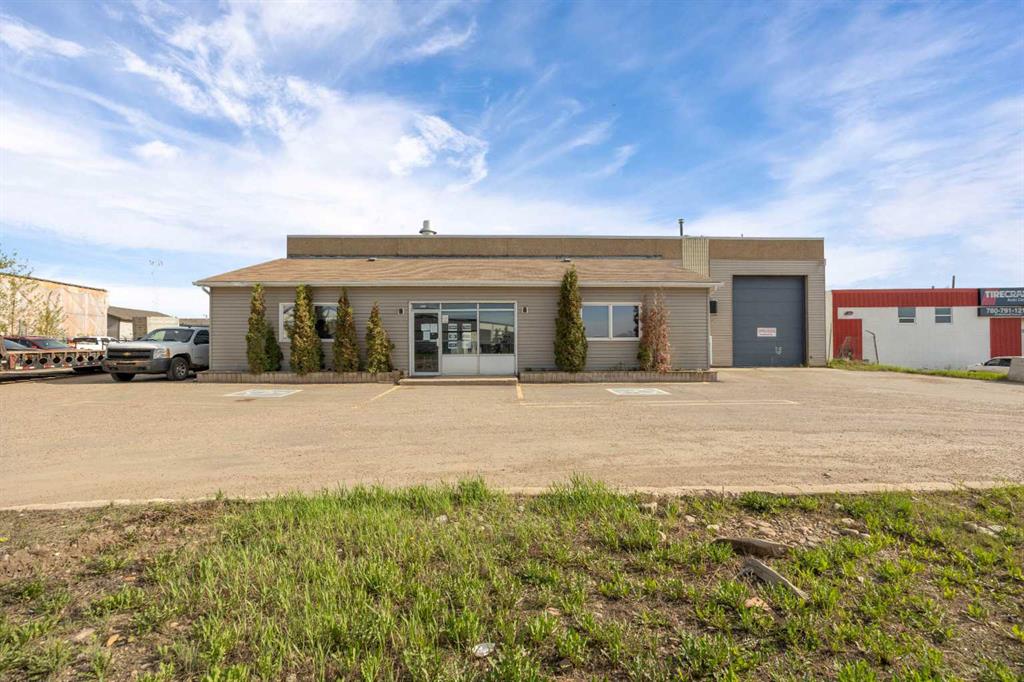 Picture of 145 Macdonald Crescent , Fort McMurray Real Estate Listing