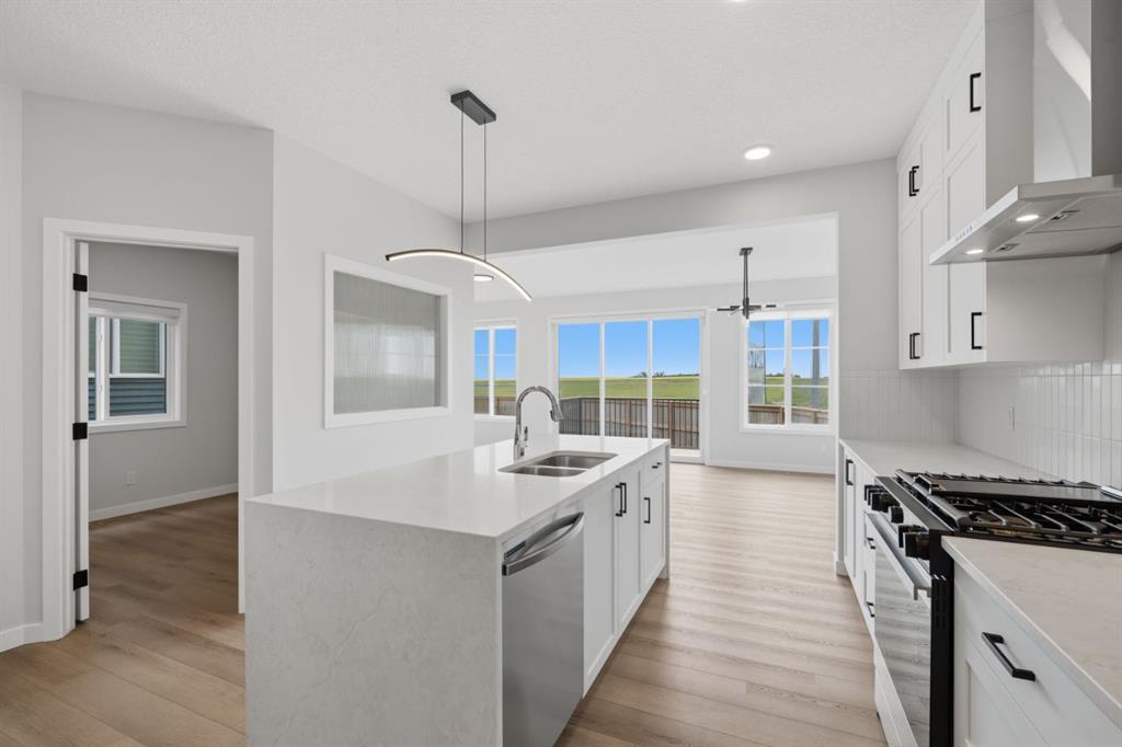Picture of 212 Lewiston Landing NE, Calgary Real Estate Listing