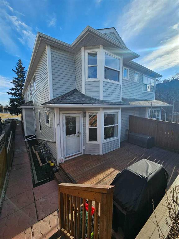 Picture of 2, 2013 24 Street SW, Calgary Real Estate Listing