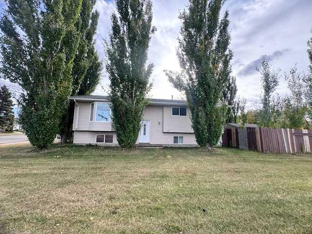 Picture of 3512 57 Avenue , Lloydminster Real Estate Listing