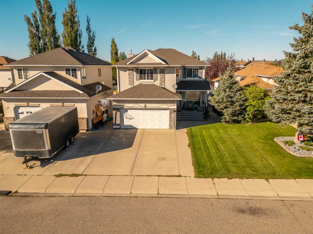 Picture of 27 Fairmont Garden Road S, Lethbridge Real Estate Listing