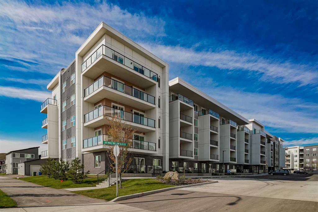 Picture of 2120, 265 Wolf Willow Boulevard SE, Calgary Real Estate Listing