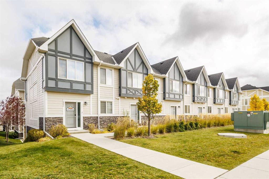 Picture of 980 Nolan Hill Boulevard NW, Calgary Real Estate Listing
