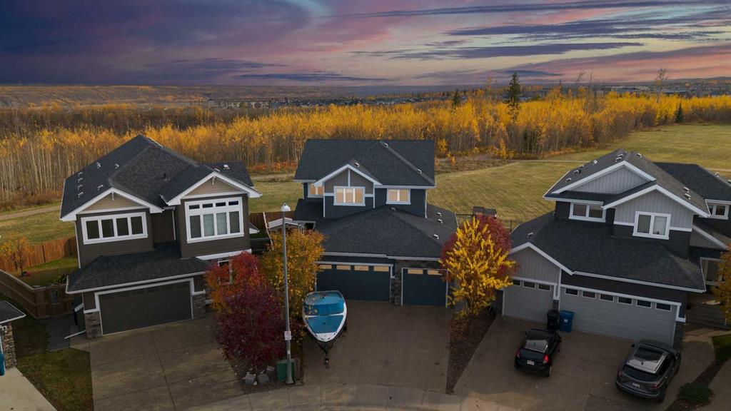 Picture of 424 Dixon Road , Fort McMurray Real Estate Listing