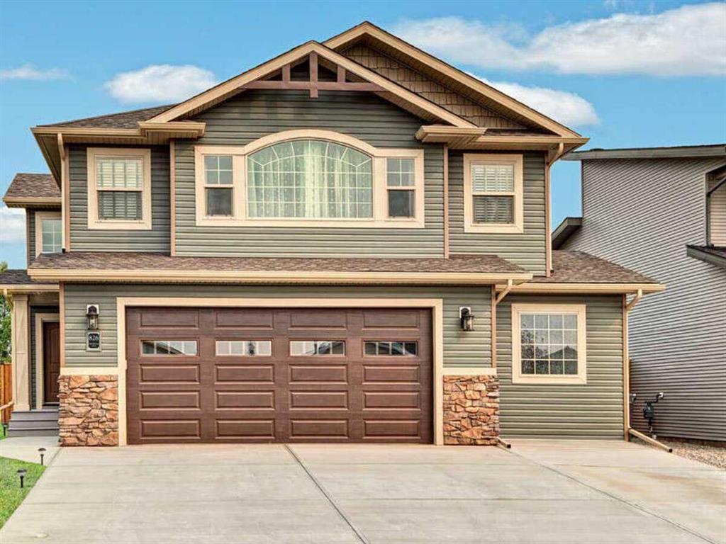 Picture of 826 Stonehaven Drive , Carstairs Real Estate Listing