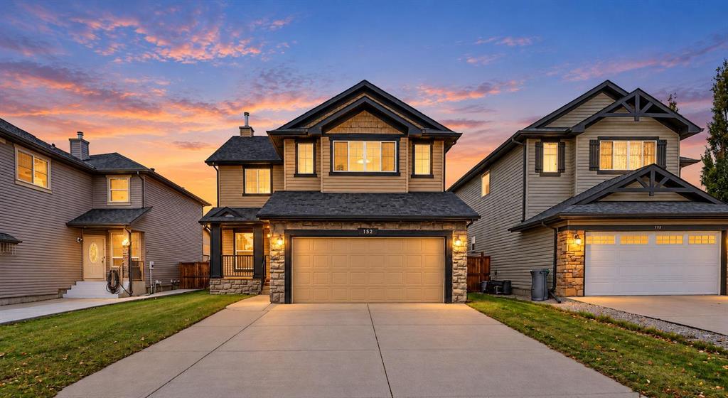 Picture of 152 Hawkmere Close , Chestermere Real Estate Listing