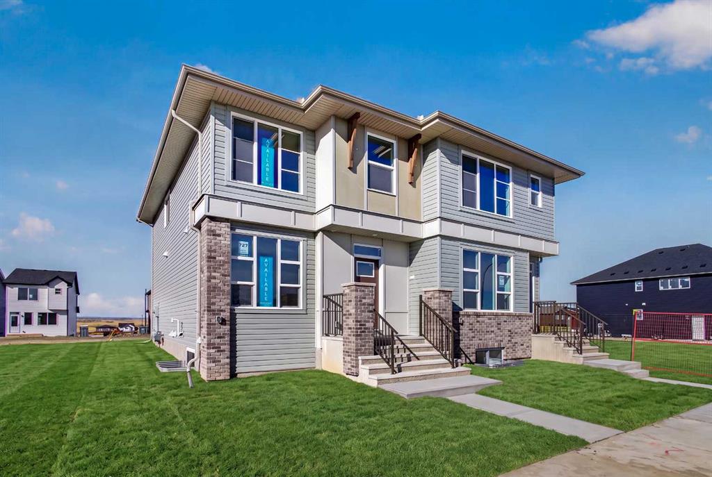 Picture of 727 Lucas Boulevard NW, Calgary Real Estate Listing