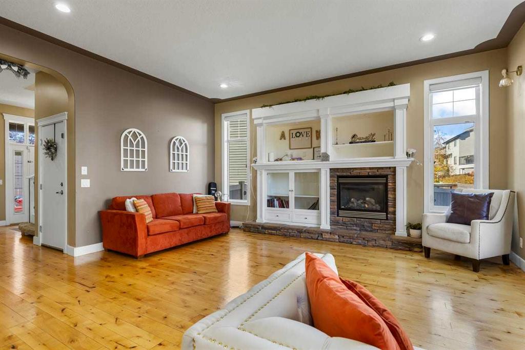 Picture of 1182 Kingston Crescent SE, Airdrie Real Estate Listing
